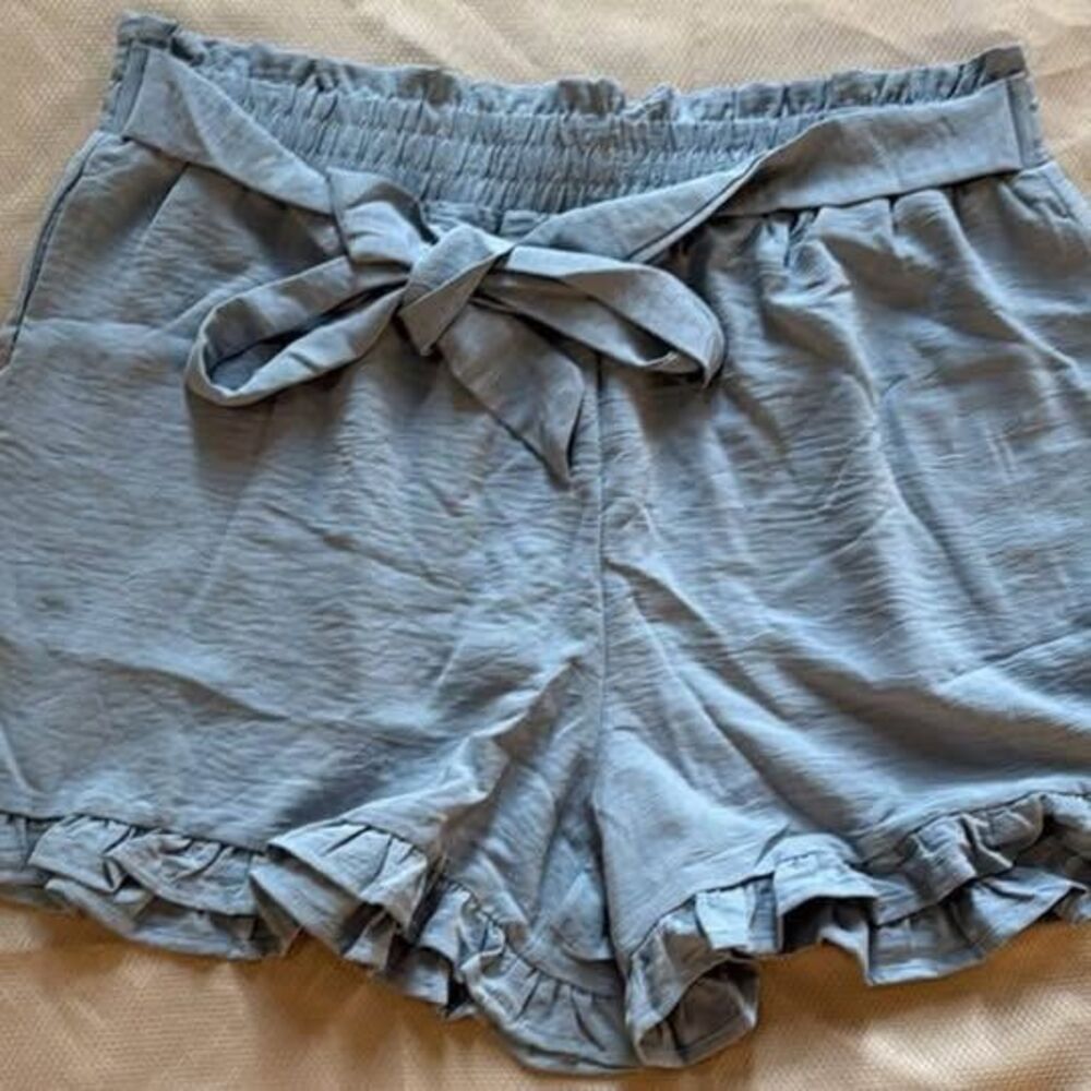 Women’s Ruffle Shorts, NEW 2XL